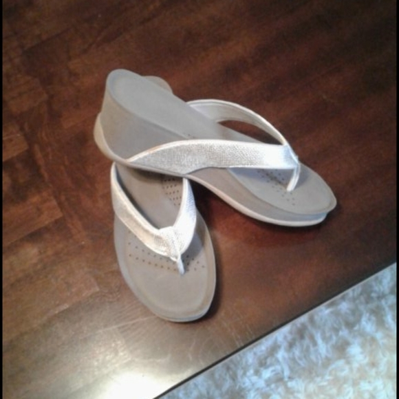 Shoes - Picture 3 of 5